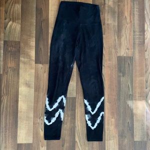 Electric and rose leggings